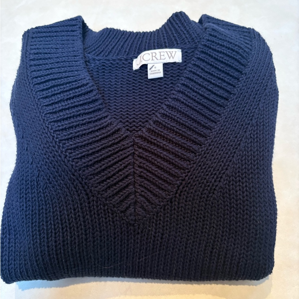 J. Crew excellent condition shaker v-neck cotton sweater - Picture 5 of 8